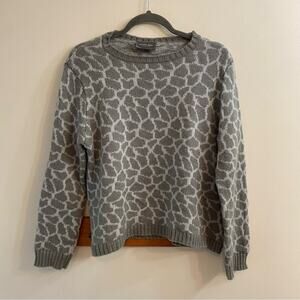 Wooden Ships Grey Giraffe Print Crew Neck LS Sweater Wool Blend Size S/M Cozy